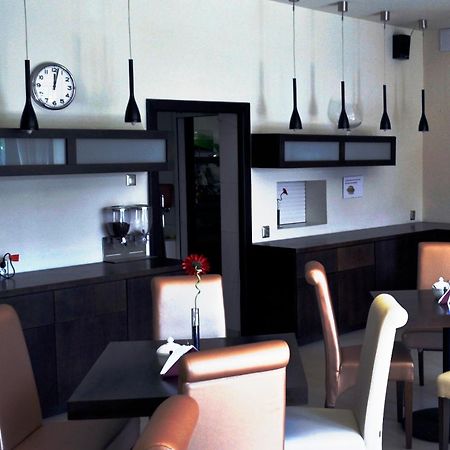 Pensjonat Resident Krynica Morska Ngoại thất bức ảnh