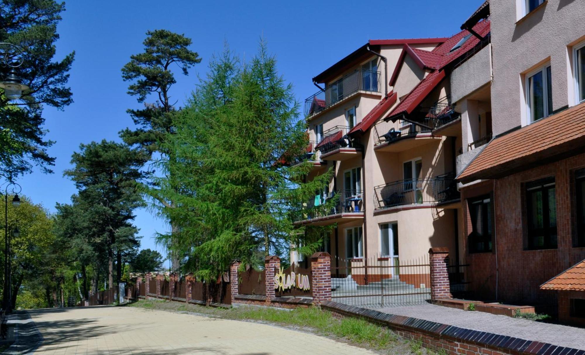 Pensjonat Resident Krynica Morska Ngoại thất bức ảnh